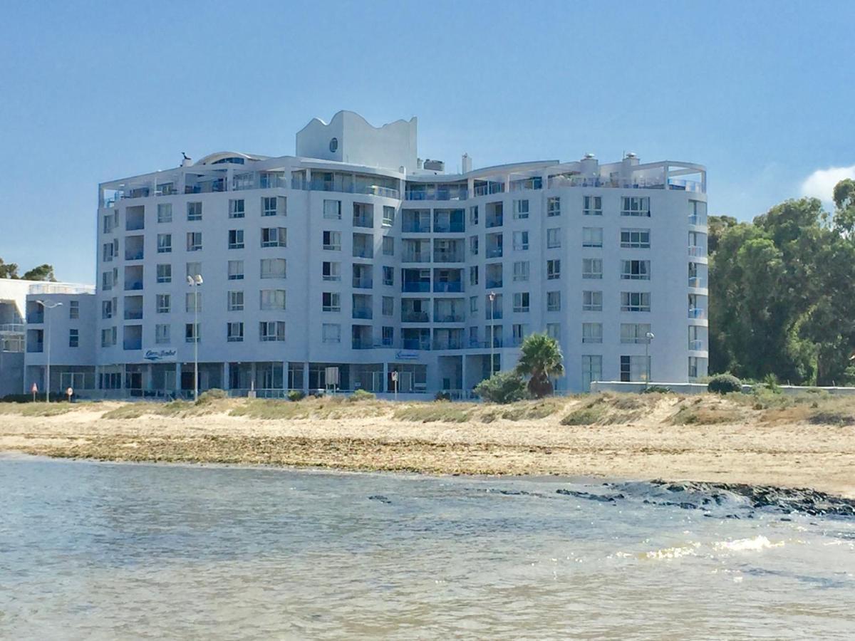 Ocean Breeze Hotel Strand Exteriör bild